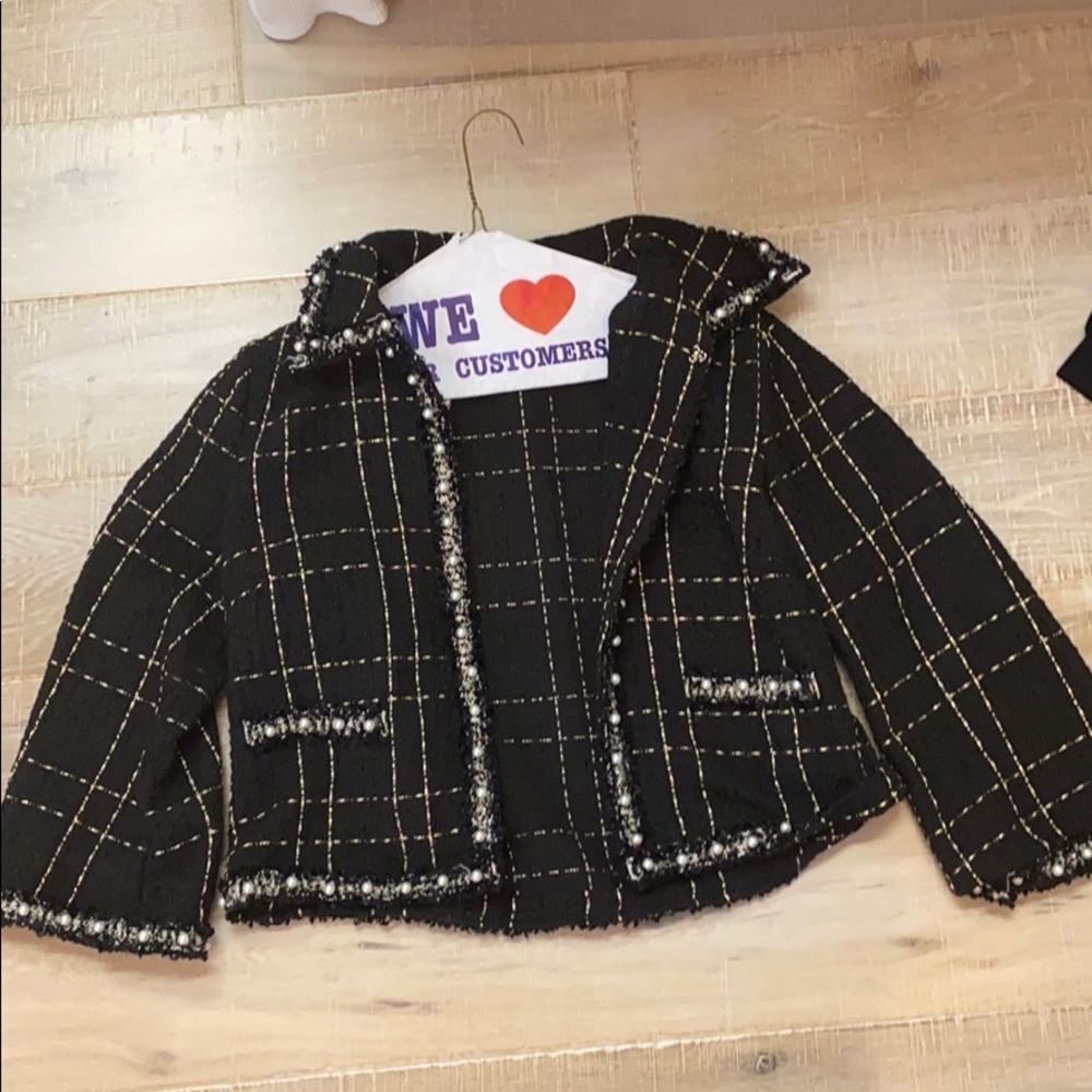 doesnt wear it anymore